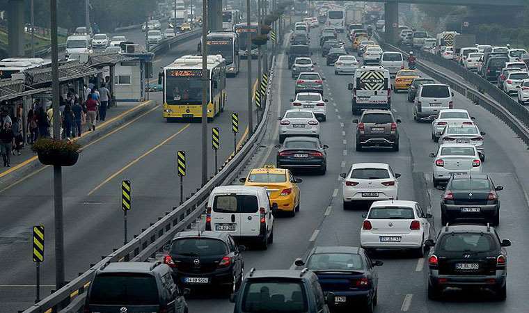 İstanbul'da bugün bazı yollar trafiğe kapatıldı