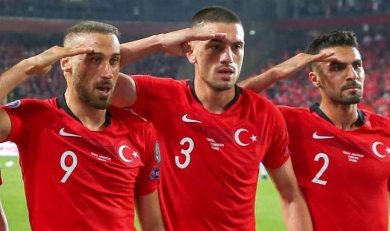 Merih Demiral'dan sürpriz transfer: Al Ahli ile anlaştı!