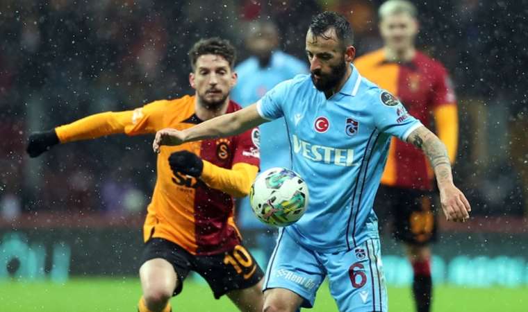 Son Dakika: Trabzonspor'da Manolis Siopis ile yollar ayrıldı