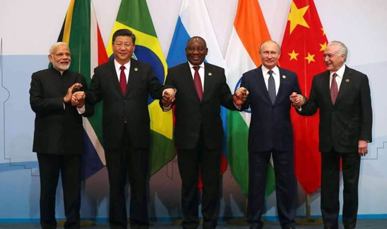 Çin'den BRICS açıklaması: Batı karşıtı koalisyonu amaçlamıyor