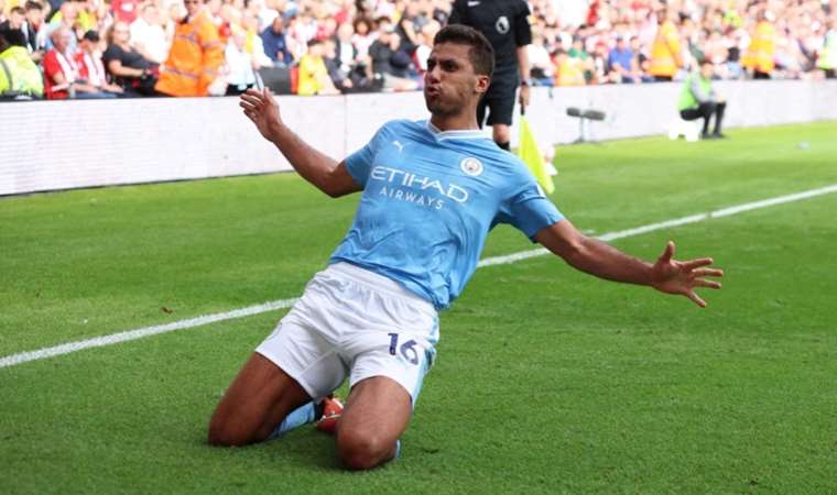 Manchester City'e liderliği Rodri getirdi