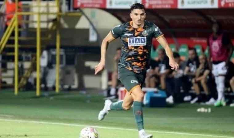 Alanyaspor'da Zinedine Ferhat ile yollar ayrıldı!