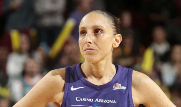 WNBA’de 10 bin sayı barajını aşan ilk oyuncu Diana Taurasi oldu