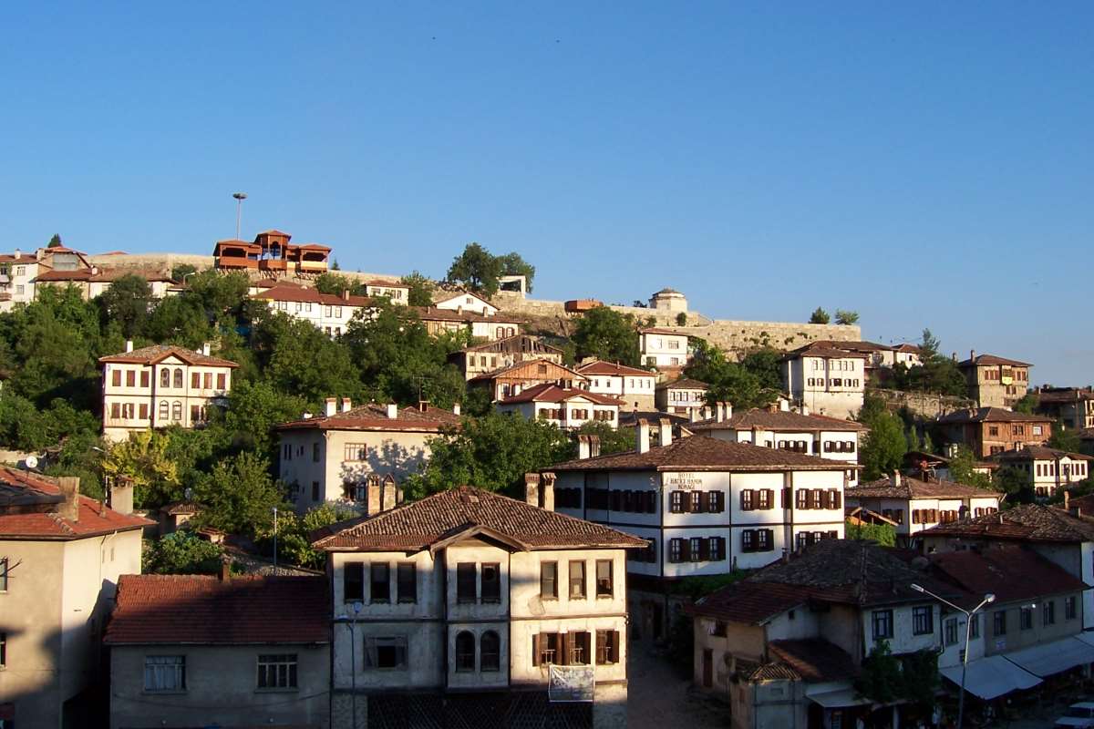 Karabük'ün ilçeleri! Karabük'ün kaç ilçesi var? Karabük'ün ilçe nüfusları kaç?  Karabük'ün ilçe belediye başkanları kim?