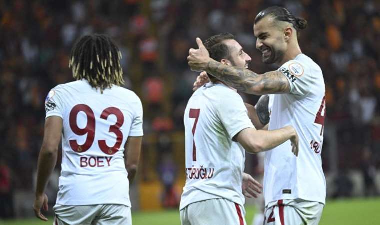 Galatasaray'ın UEFA Şampiyonlar Ligi'ndeki rakipleri tökezledi