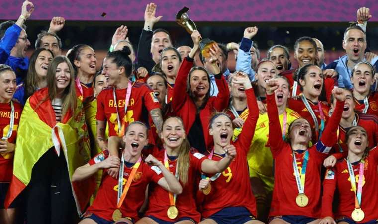 İspanya Kadın Milli Takımı'ndaki tartışmalar sürüyor Futbolcular ceza alabilir