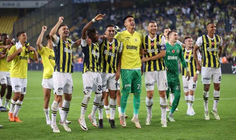 Fenerbahçe'den rekor gollü başlangıç: İsmail Kartal, Jesus'u geride bıraktı!