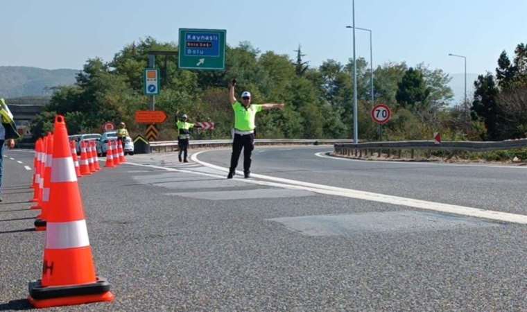 Yola çıkacaklar dikkat: Bolu Tüneli tek yönlü trafiğe kapatıldı