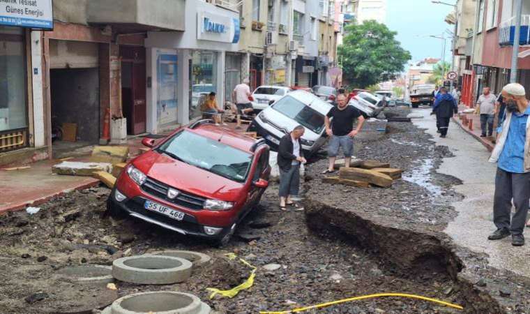 Samsun'u sağanak yıktı geçti... Ev ve işyerlerini su bastı, yollar yarıldı!