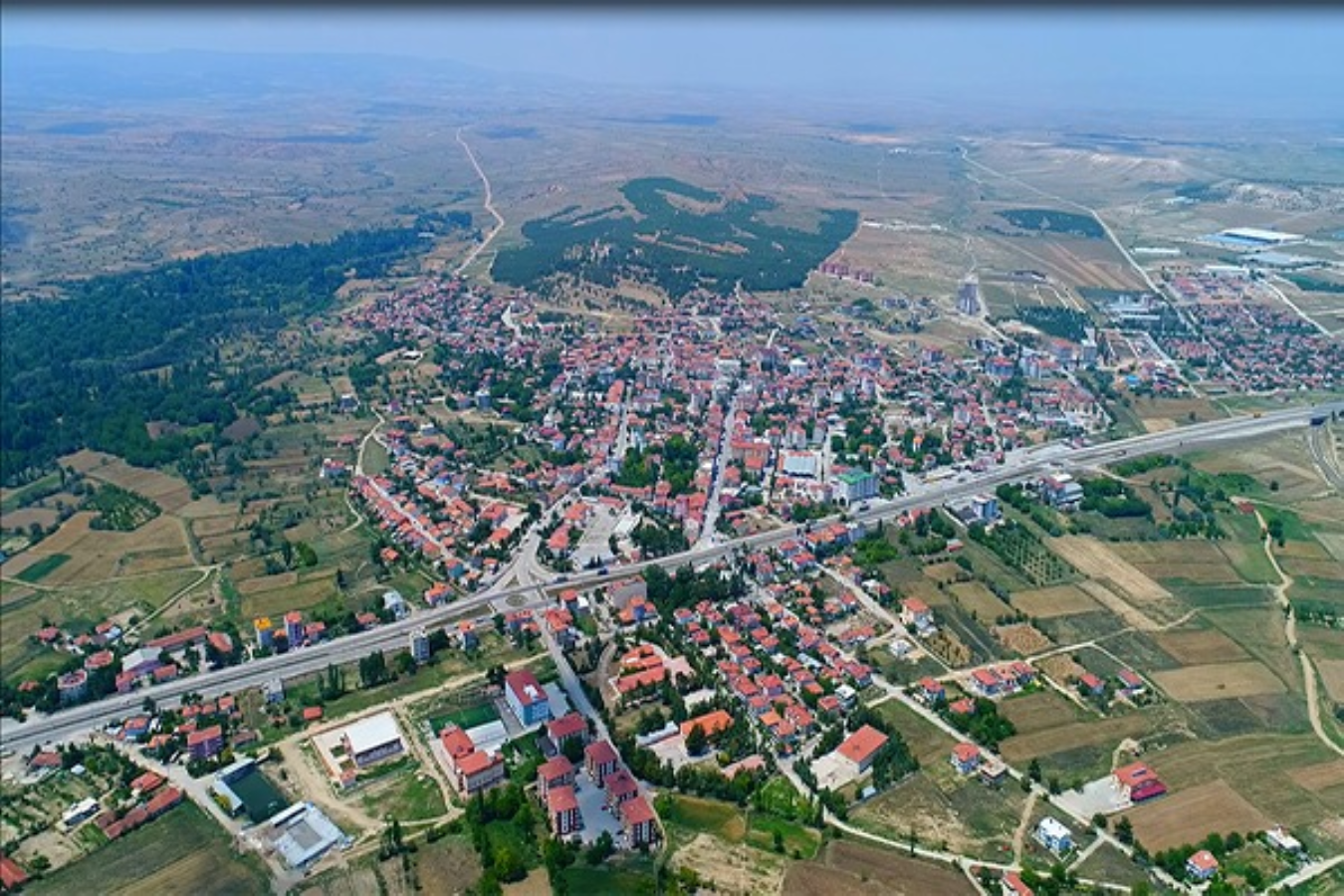 Afyonkarahisar'ın ilçeleri! Afyonkarahisar'ın kaç ilçesi var? Afyonkarahisar'ın ilçe nüfusları kaç? Afyonkarahisar'ın ilçe belediye başkanları kim?