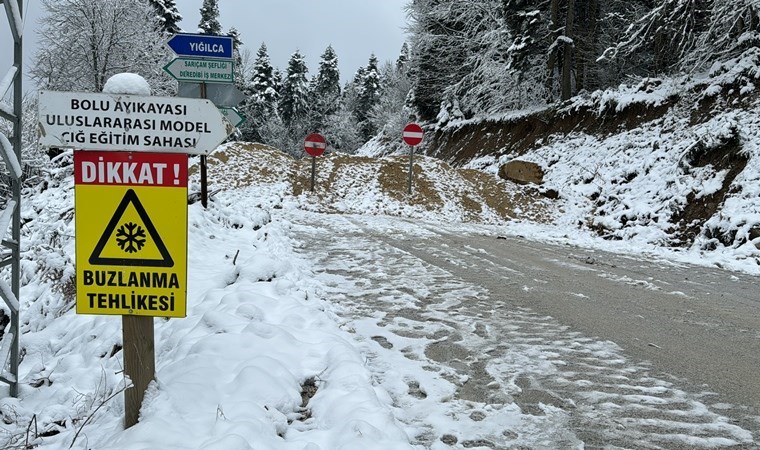 Bolu-Yedigöller yolu kar ve buzlanma nedeniyle kapatıldı