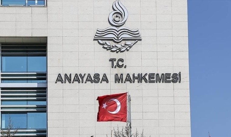 AYM'den 3 siyasi parti hakkında kapatma kararı