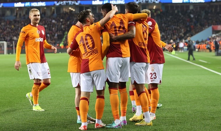 Trabzon'da Zaha fırtınası: Galatasaray zorlu deplasmanda farklı kazandı Trabzonspor 1-5 Galatasaray