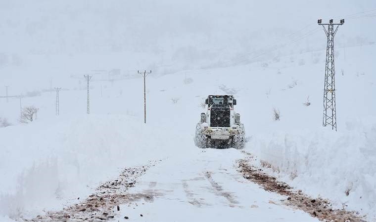 Erzurum, Kars ve Ardahan'da 113 yerleşim yerine ulaşım sağlanamıyor!