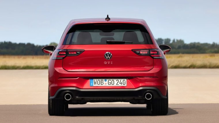 2024 Volkswagen Golf GTI'ın teknik özellikleri belli oldu: 265 beygir...