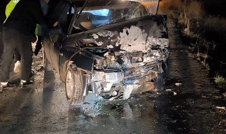 Bursa'da 3 aracın karıştığı zincirleme kaza: 3 yaralı