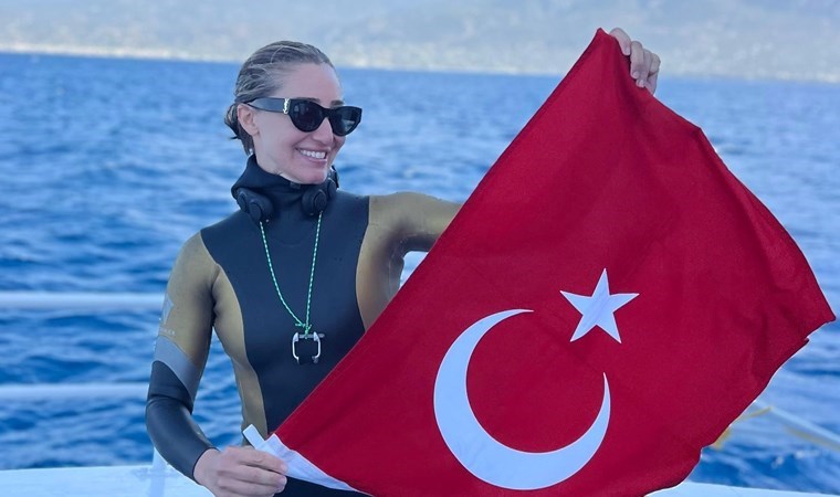 Şahika Ercümen'den ikinci kez Türkiye rekoru!