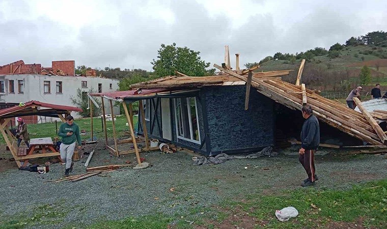 Kastamonu’daki fırtınayla ilgili açıklama: Rüzgar hızı saatte 98,6 kilometre olarak ölçüldü