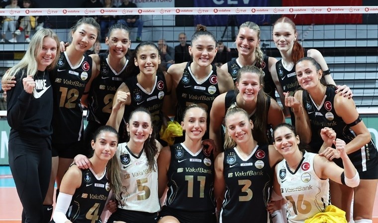 Vakıfbank sahasında Aras Kargo'yu devirdi!