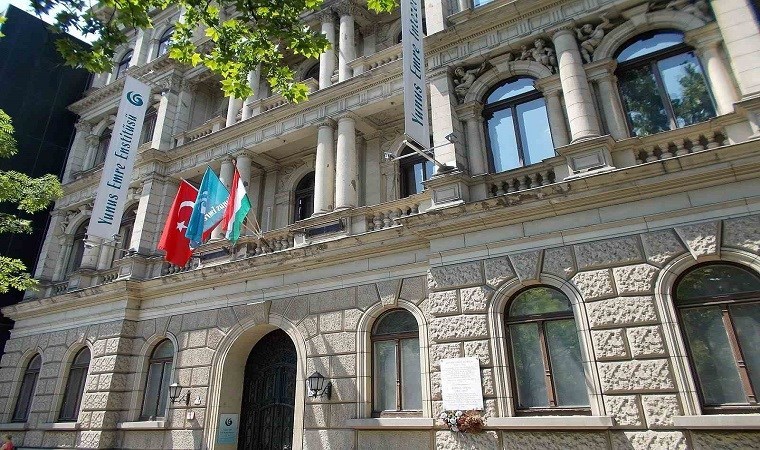 İki Türk öykücü Macaristan'da