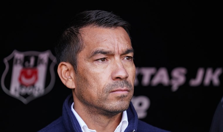 Giovanni van Bronckhorst'tan sakatlık açıklaması: 'Lyon maçında olmayacak'