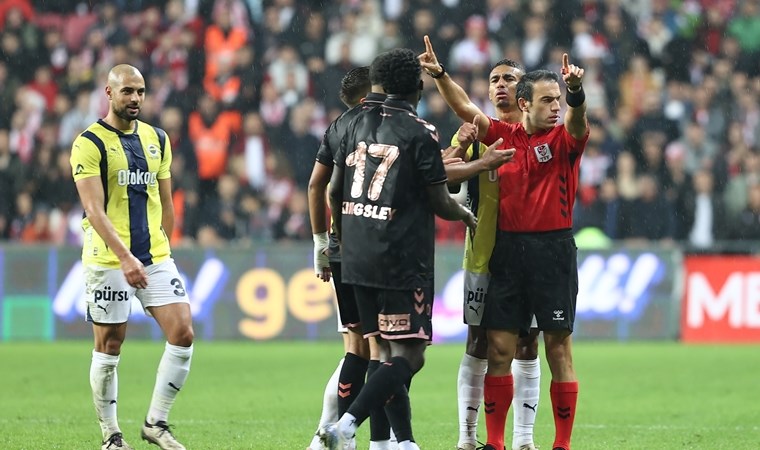 Jose Mourinho'dan flaş hakem açıklaması: 'Biz attığımızda faul mü verilecek göreceğiz'