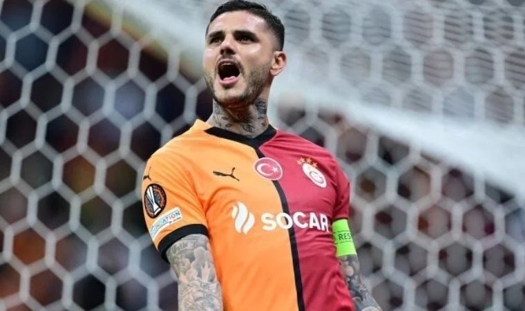 Mauro Icardi, Milan Baros'u yakaladı