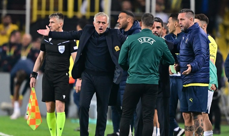 Jose Mourinho'dan kırmızı kart tepkisi: 'UEFA turnuvalarında yer almayan bir takıma gideceğim'