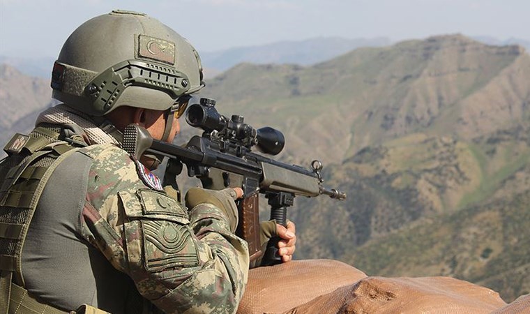 MİT, terör örgütü PKK/YPG'ye ait 120 hedefi vurdu