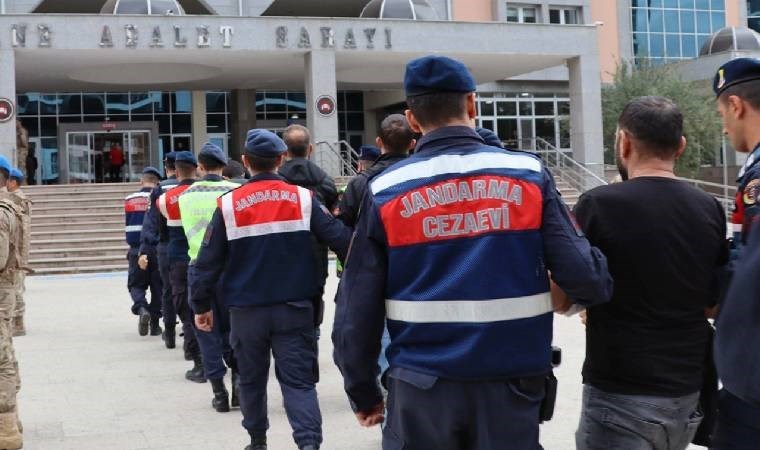 Terör şüphelileri Yunanistan'a kaçarken yakalandılar!