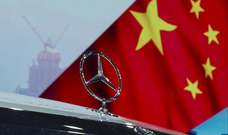 Alman otomotiv devi Mercedes-Benz'in kârı düştü: Çin pazarının etkisi büyük!