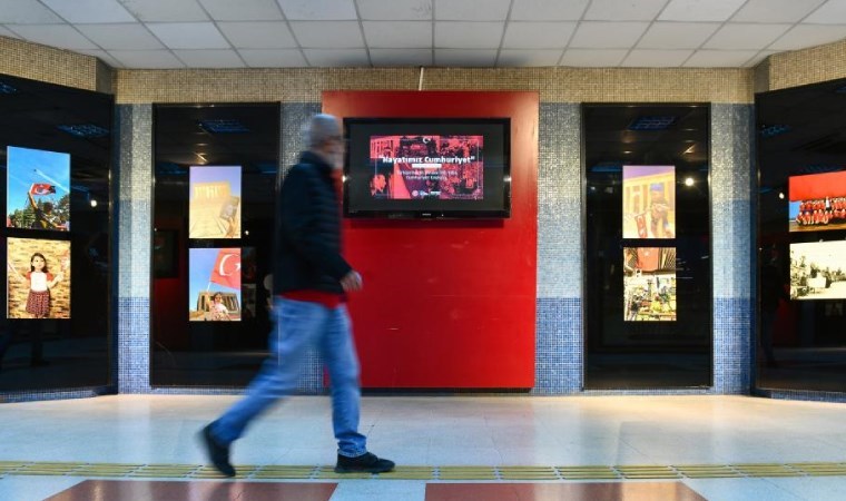 Mansur Yavaş'ın çağrısıyla 81 ilden yurttaşların gönderdiği fotoğraflar sergiye dönüştü: 'Hayatımız Cumhuriyet'