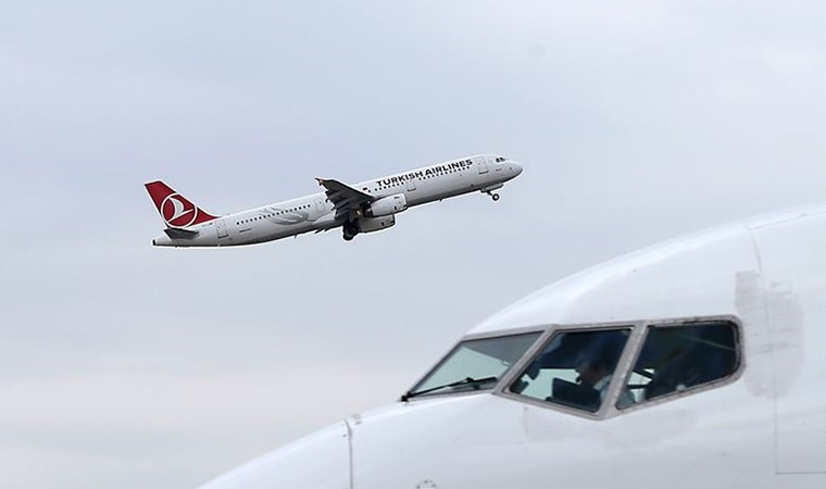 Antalya-İstanbul seferini yapan yolcu uçağına lazer ışıklı taciz