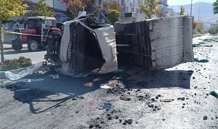 Freni patlayan kamyonet dehşet saçtı: 1 ölü, 1’i ağır 6 yaralı