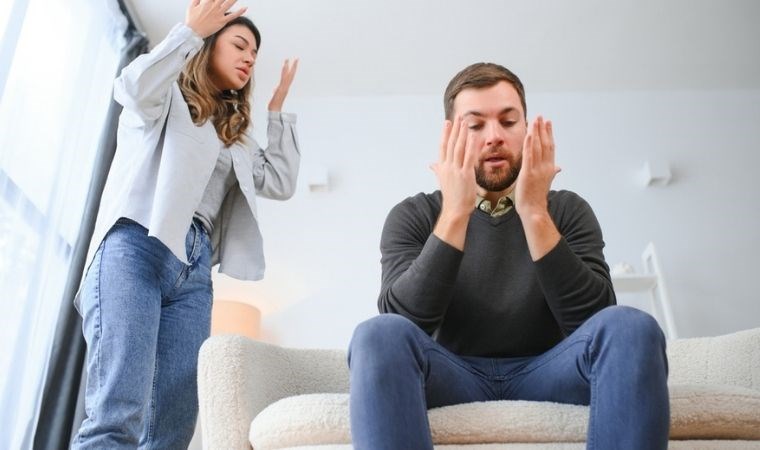 Öfkelendiğinde gözü dönen 5 kadın burcu: Bu burçlar sinirlendiğinde kaçacak delik arayın...