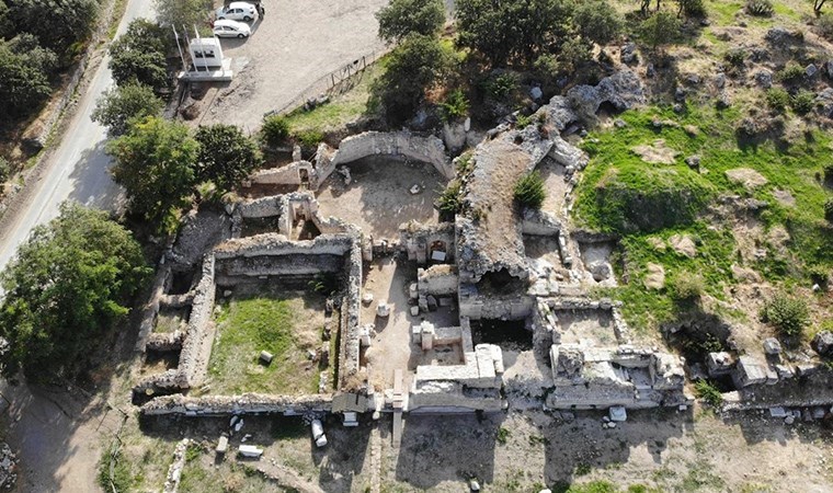 2 bin 400 yıllık Alexandria Troas Antik Kenti’nde 2 bin yıllık temiz su iletim hattı bulundu