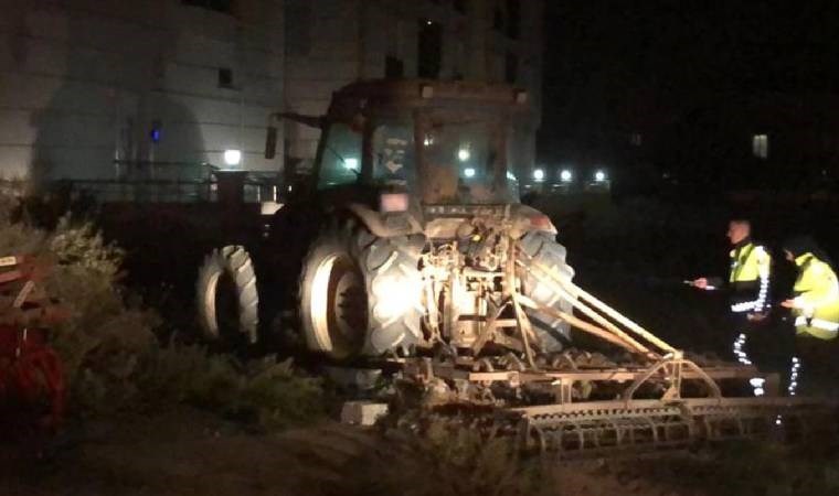 Tekirdağ'da alkollü sürücü traktörle 18 araca çarptı!