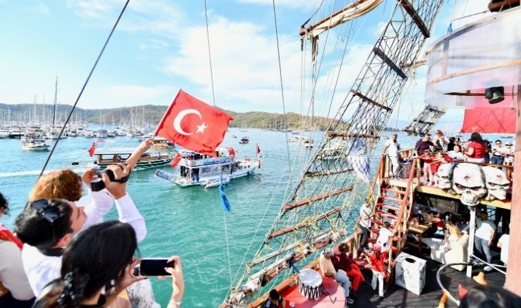 Fethiye’de bayram denizde karada her yerde kutlandı