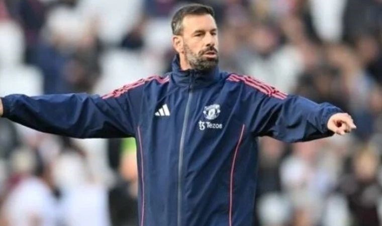 Ruud van Nistelrooy'dan Manchester United açıklamaları