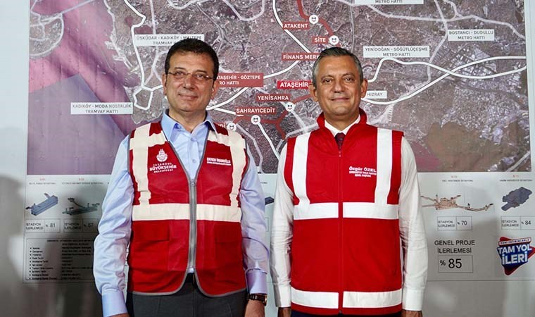 Özgür Özel ve Ekrem İmamoğlu metro hattı gezisinde bir araya geldi