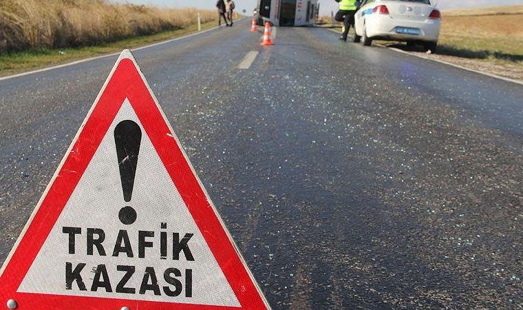 TIR'la çarpışan motosikletin sürücüsü hayatını kaybetti