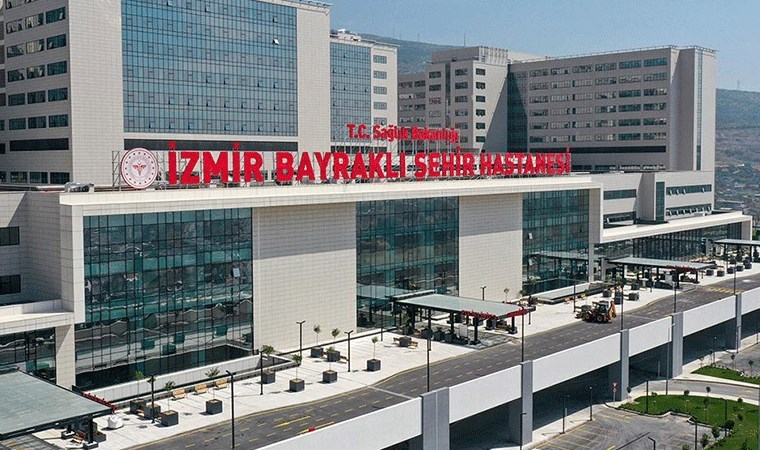 İzmir Bayraklı Şehir Hastanesi'nde 'yoğun bakım' bilmecesi: '12 saat acilde bekletildik'