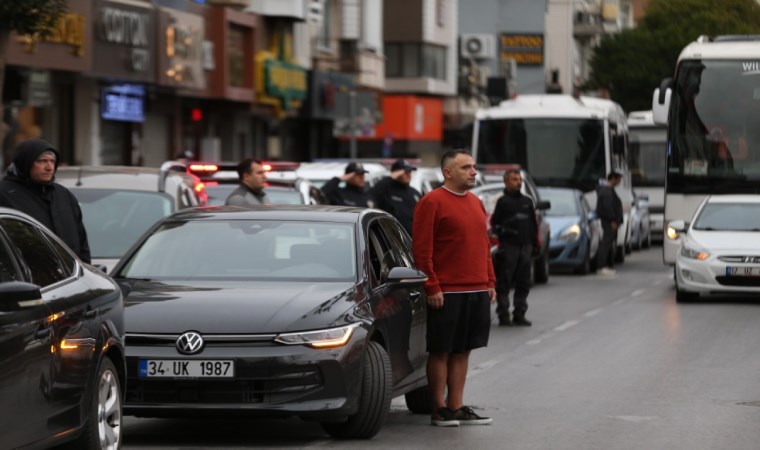 Türkiye Ata'sını andı: Saat 9'u 5 geçe tüm yurtta hayat durdu...