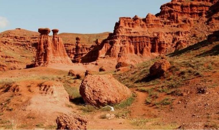 Doğu Anadolu'nun Kapadokya’sı: Mars yüzeyindeymiş hissi uyandırıyor