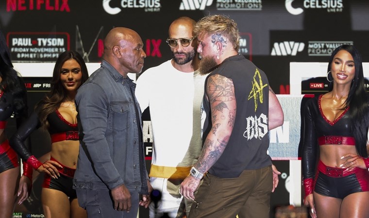 Dev maç öncesi ortalık karıştı: Mike Tyson, Jake Paul'a tokat attı!