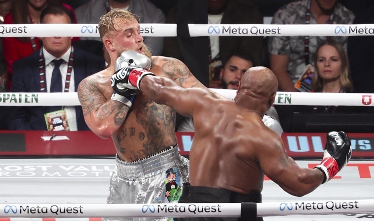 Tarihi boks maçının kazananı belli oldu... Jake Paul, Mike Tyson'ı yendi!