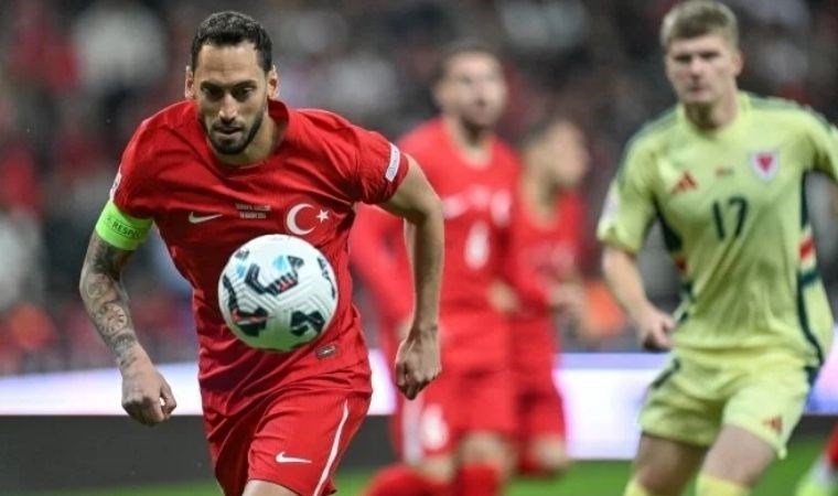 Hakan Çalhanoğlu'ndan Kerem Aktürkoğlu'na destek! 'Arkasında dağ gibi ailesi var'