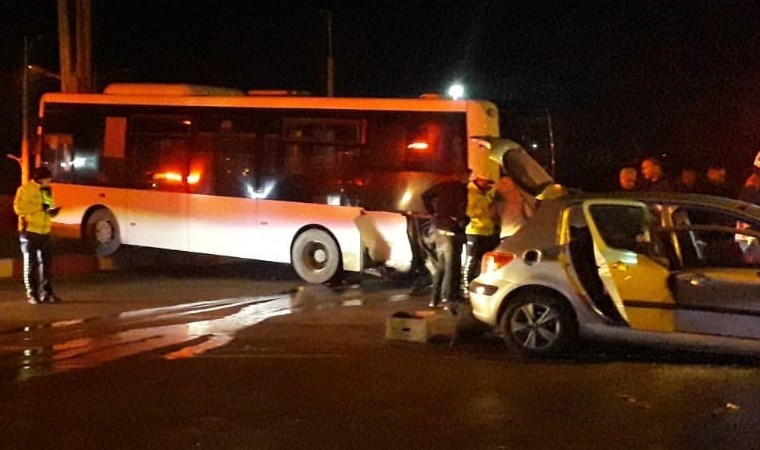 Malatya’da halk otobüsü ile otomobil çarpıştı: 1 ölü