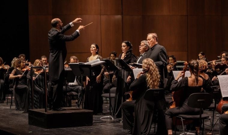 Requiem konseri AKM'de müzikseverlerle buluştu