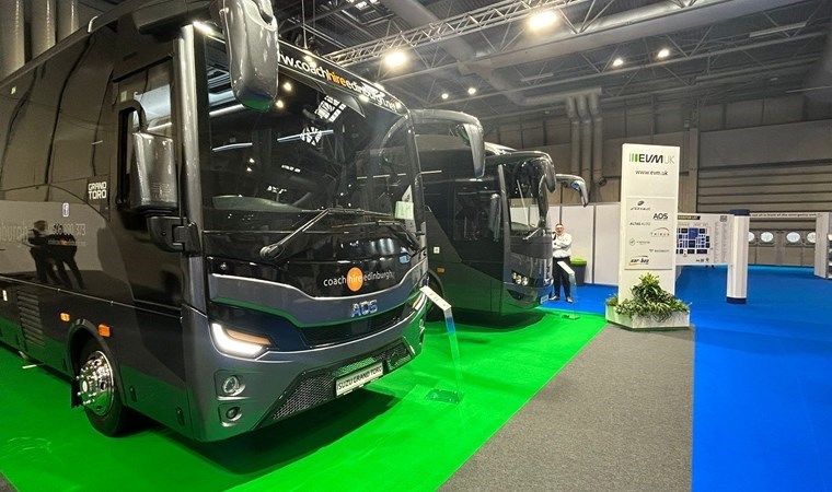 Anadolu Isuzu'dan Euro Bus Expo çıkarması: İngiltere'de Visigo ve Grand Toro'ya büyük ilgi...